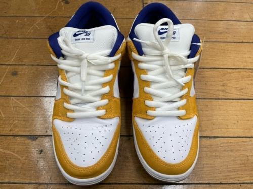 スニーカーのNIKE