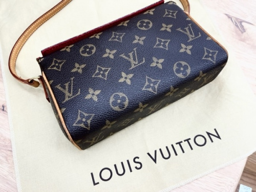 ブランド・ラグジュアリーのLOUIS VUITTON
