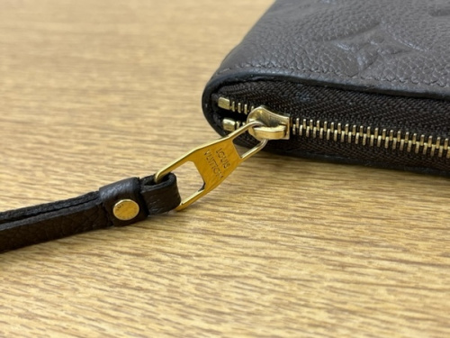 コインケースのLOUIS VUITTON