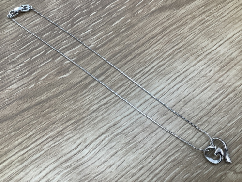 アクセサリーのGIVENCHY