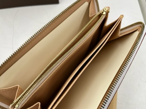 ヴィトンのLOUIS VUITTON