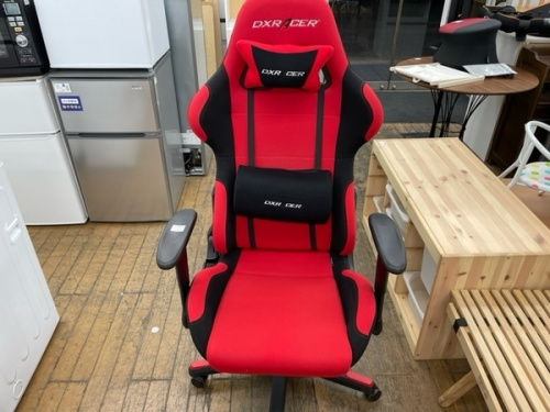 イスのゲーミングチェア