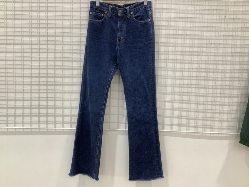 ジーンズのLEVI'S / リーバイス