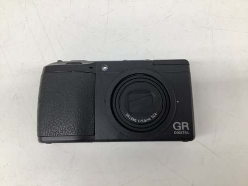 コンパクトカメラのRICOH