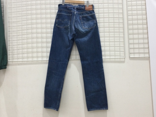 ジーンズのデニム