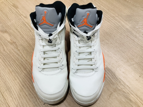 NIKEのAIR JORDAN5