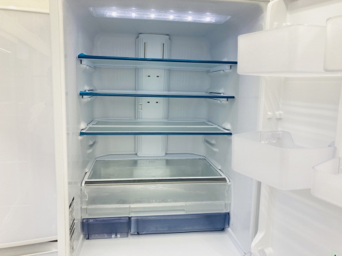 5ドア冷蔵庫のMITSUBISHI