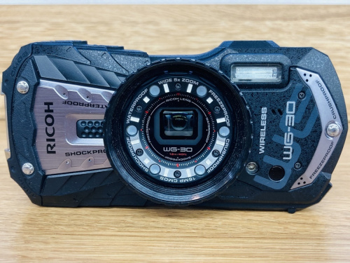 デジタルカメラのRICOH
