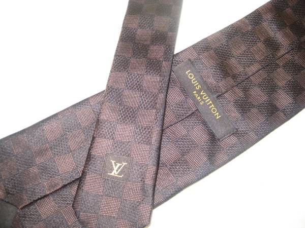 Shop Louis Vuitton DAMIER Zippy wallet (N41661) by MUTIARA