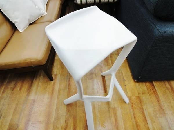 Konstantin Grcicデザイン『ミウラスツール』を買取入荷致しました