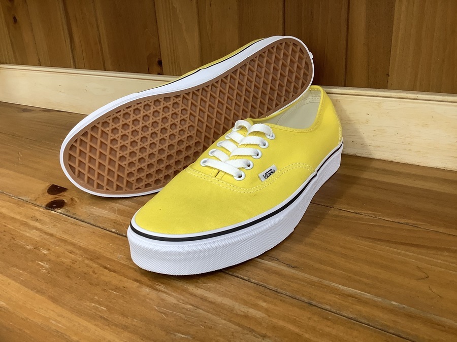 [VANS] スニーカー オーセンティック ナイロン イエロー VANS ヴァンズ オーセンティック イエロー US9.5 27.5cm - メルカリ