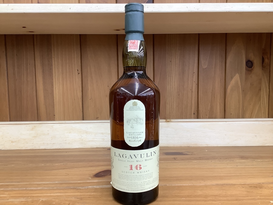 ラガヴーリン16年　Lagavulin 旧ボトルト 　ホワイトホース　古酒 ラガヴーリン LAGAVULIN 16年 旧ボトル ホワイトホース表記 700ml