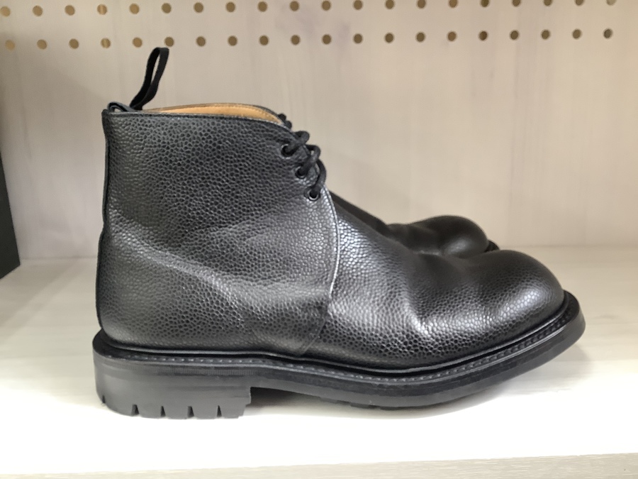 トリッカーズ　ジョージブーツ　黒　シューツリー込み イングランド製 Tricker's(トリッカーズ) ジョージブーツ入荷