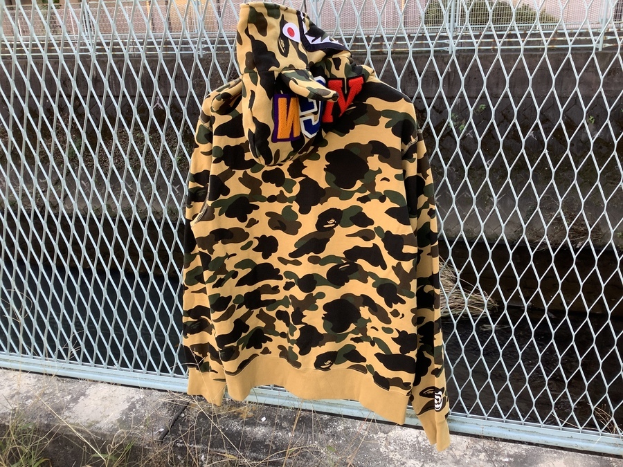 A BATHING APE×BE@RBRICK (アベイシングエイプ×ベアブリック