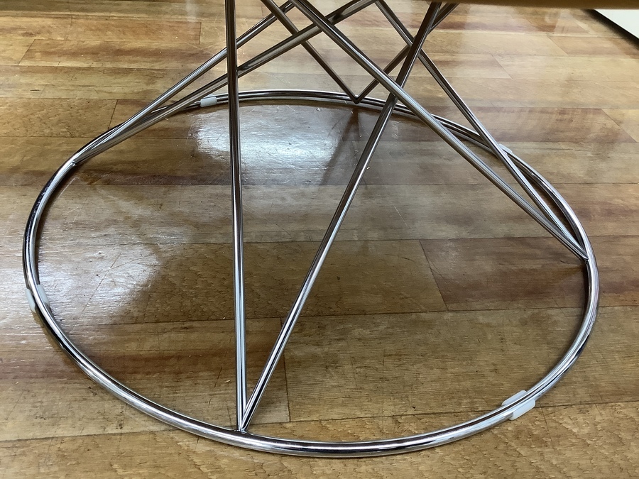 柳宗理の紋次郎ティーテーブル YD101T を買取入荷致しました
