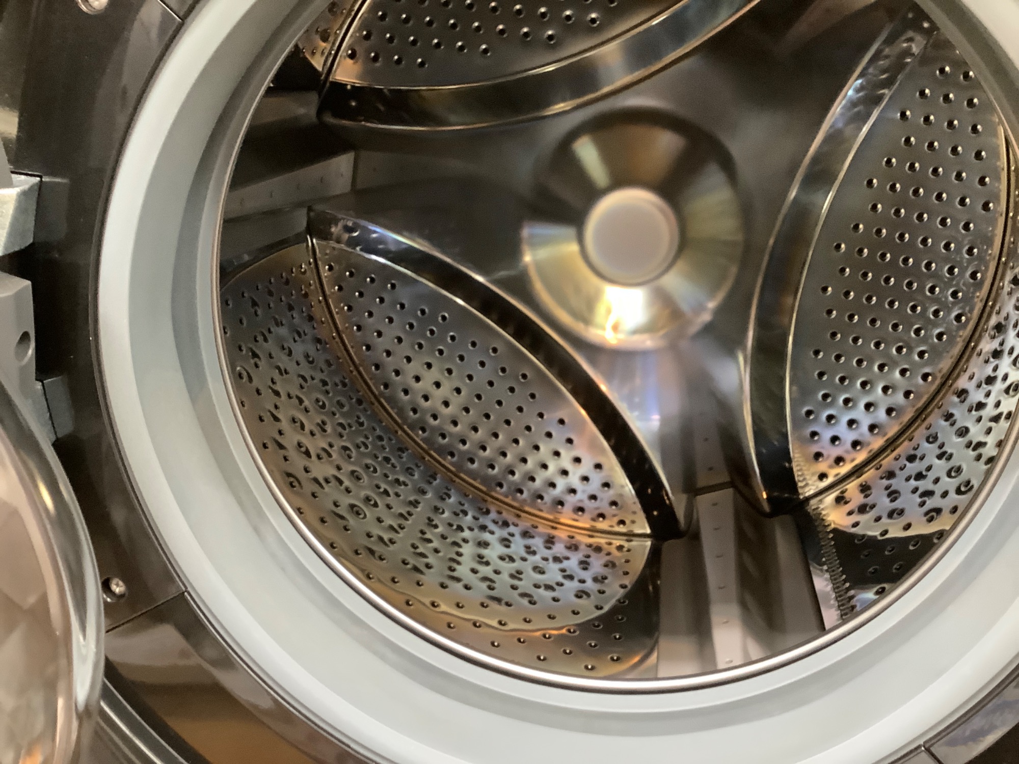 SHARP（シャープ）のドラム式洗濯乾燥機をご紹介いたします！｜2024年