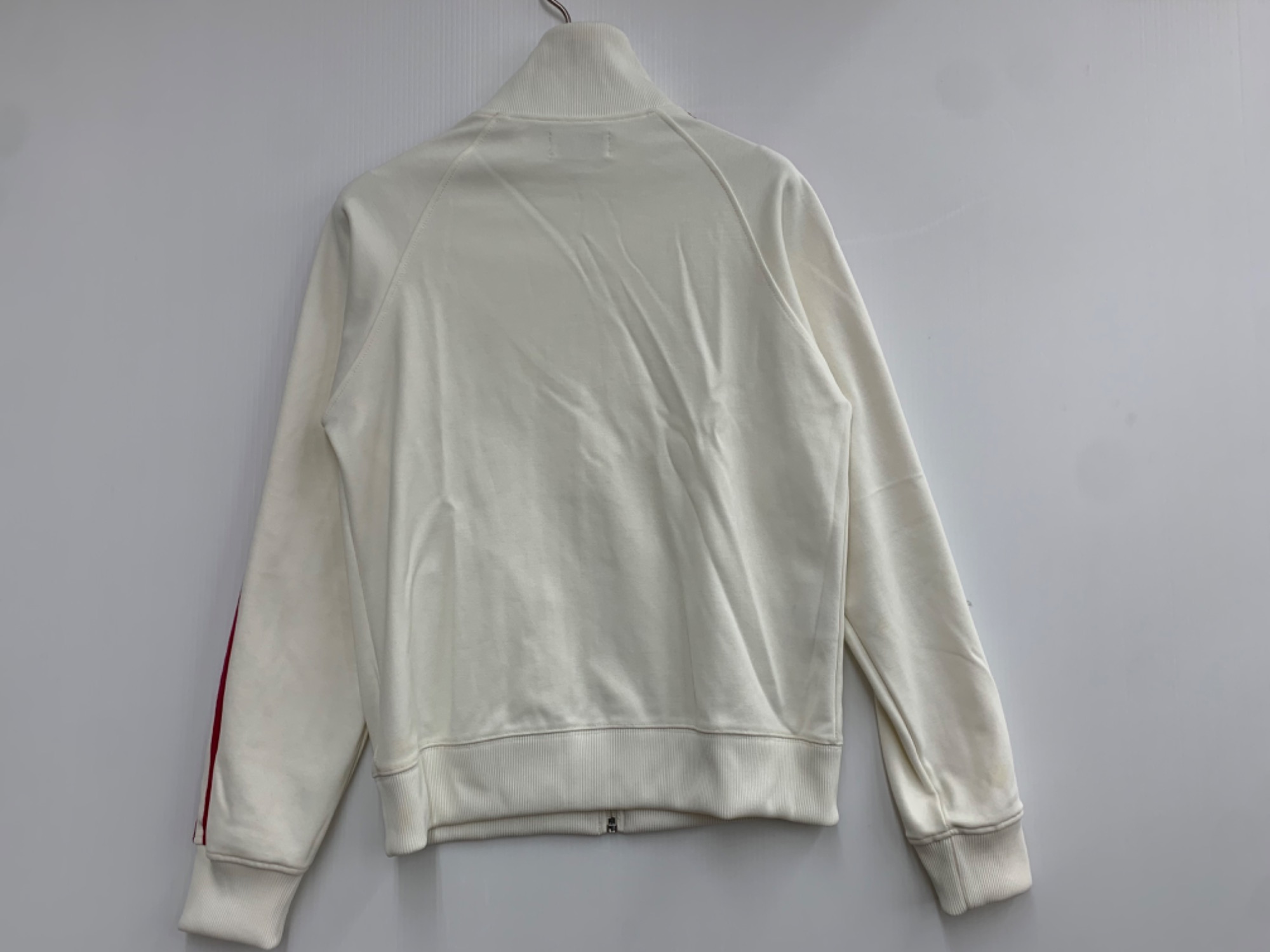 FRED PERRY(フレッドペリー) トラックジャケットをご紹介致し