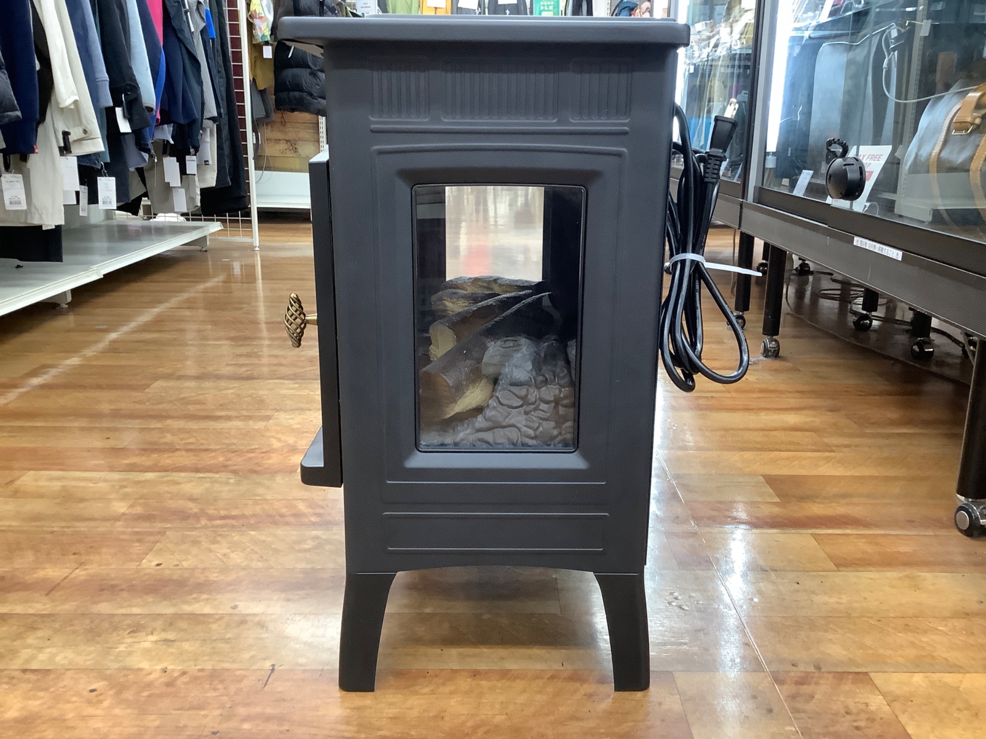 安心の6ヶ月保証付き！！　株式会社QVCジャパン　電機温風機 2016年製　50Hz/60Hz【トレファク堺福田店】 安心の6ヶ月保証付き！！ 株式会社QVCジャパン 電機温風機 2016年製