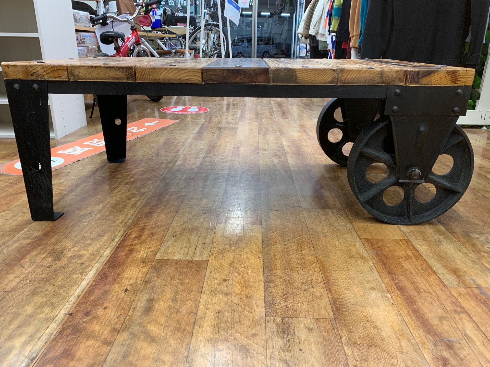 JOURNAL STANDARD FURNITURE BRUGES DOLLY / ジャーナルスタンダードファニチャー ブルージュドリー テーブル -  インテリア・家具通販【FLYMEe】