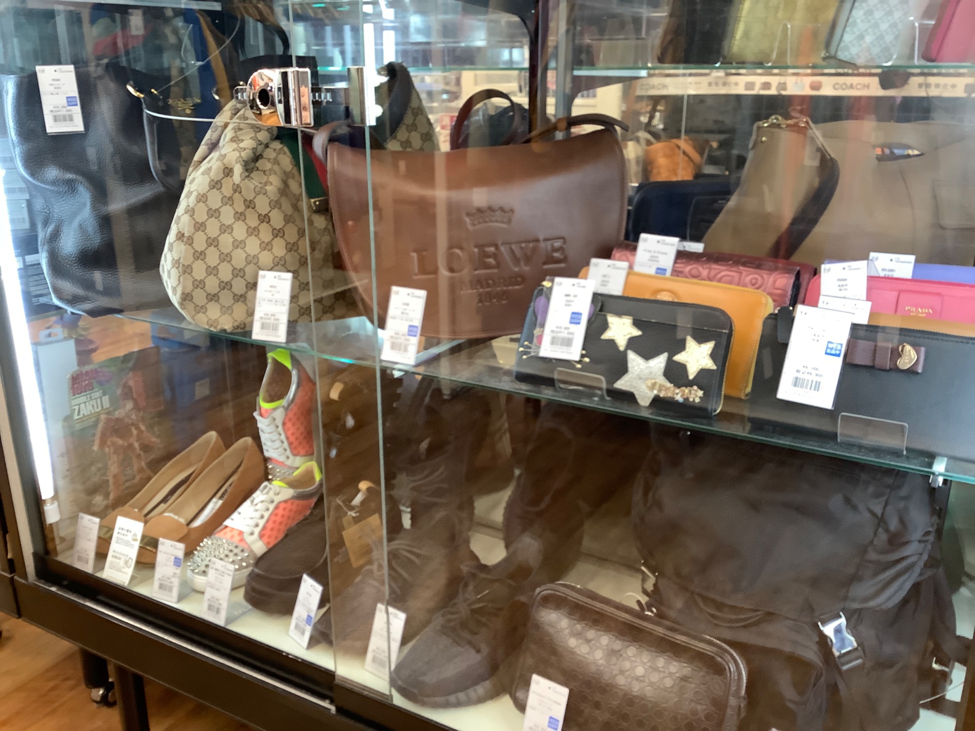 バレンシアガ×アディダス　バッグTシャツパーカーヴィトングッチショルダー GUCCI 中古 グッチ ショルダー レディース ブランド