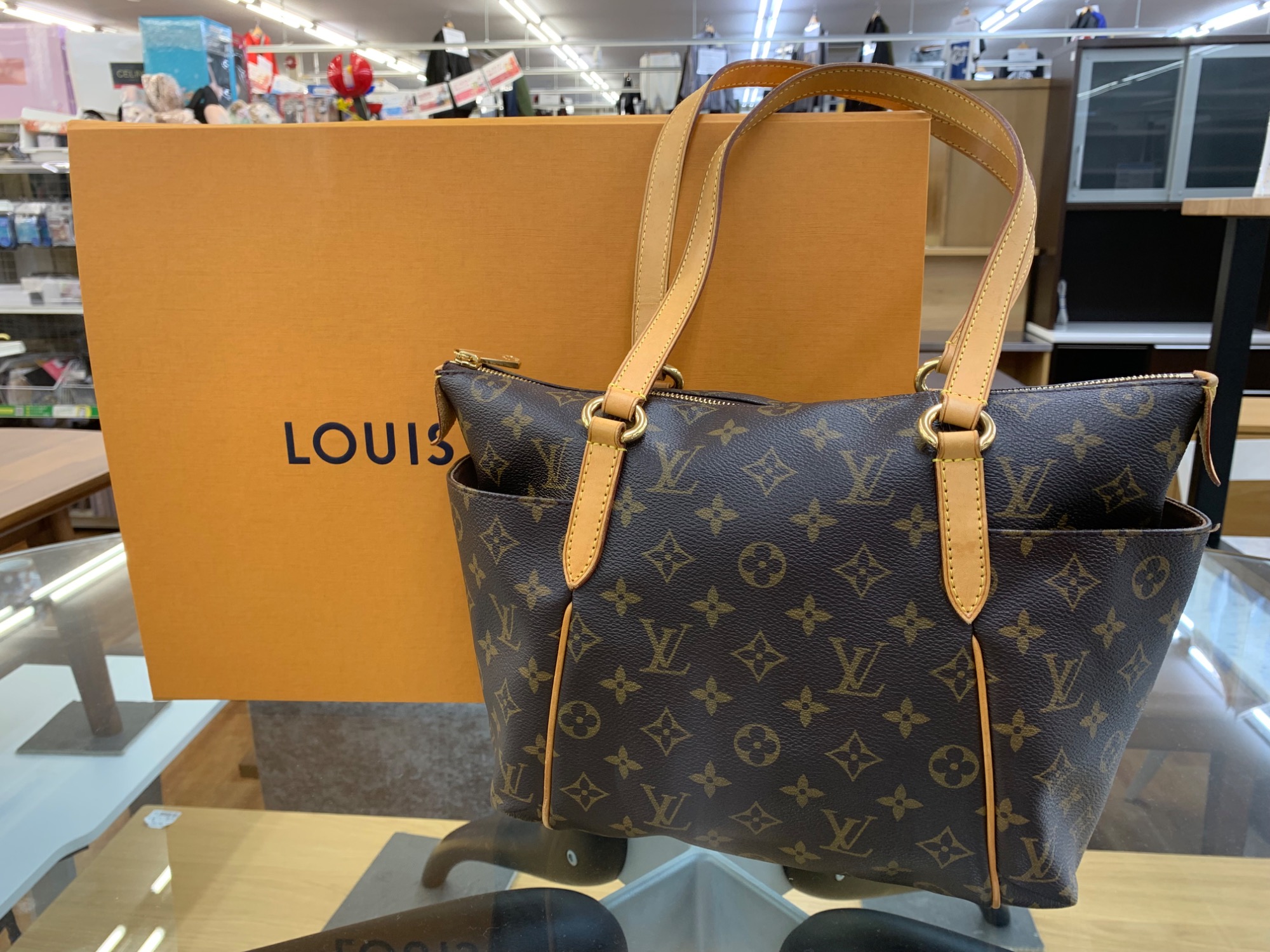 LOUIS VUITTON/ルイヴィトン】モノグラム 2WAYバッグが買取入荷