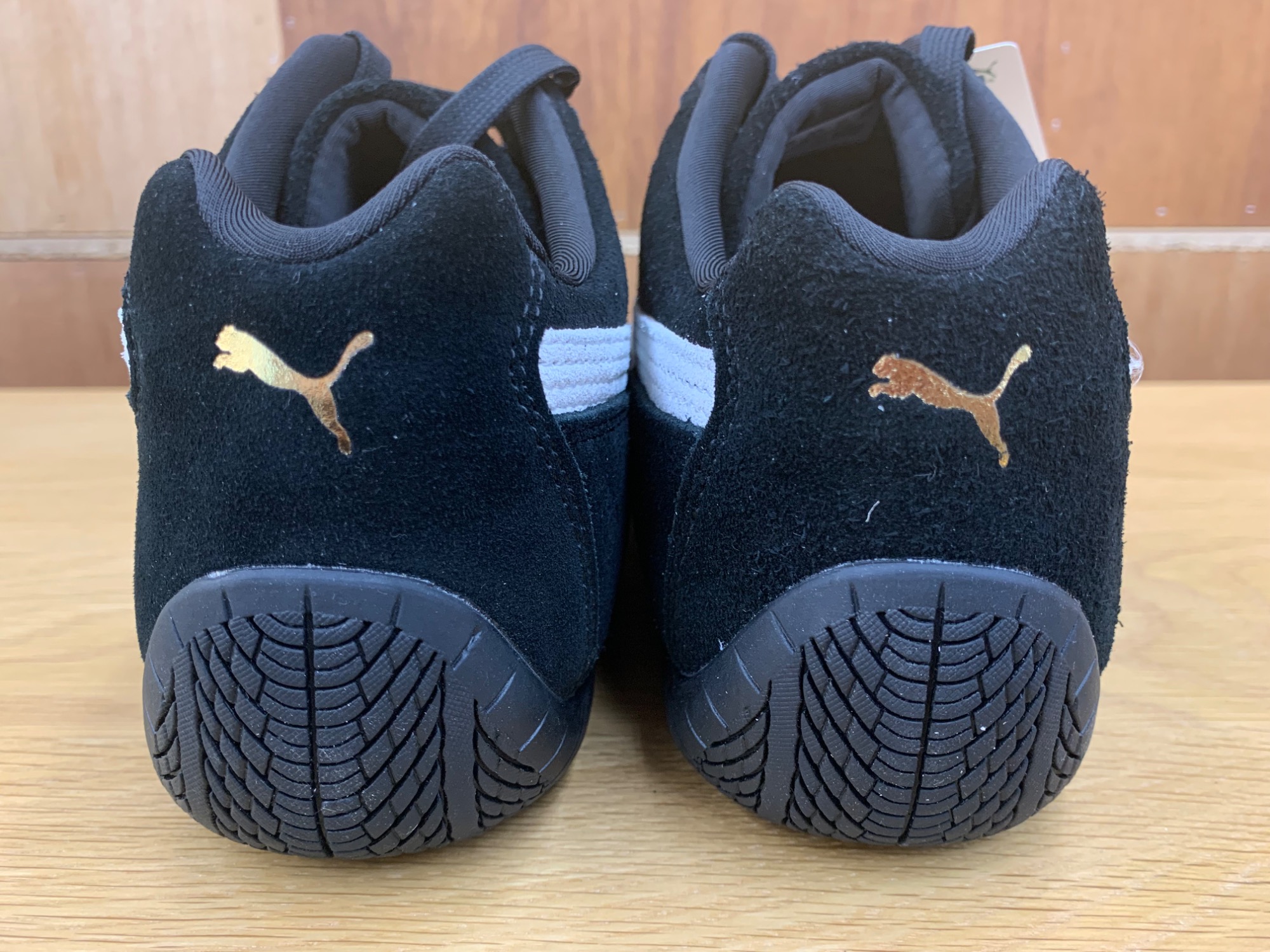 PUMA スピードキャット 未使用品 PUMA(プーマ) スニーカー スピードキャット 未使用品を買取入荷