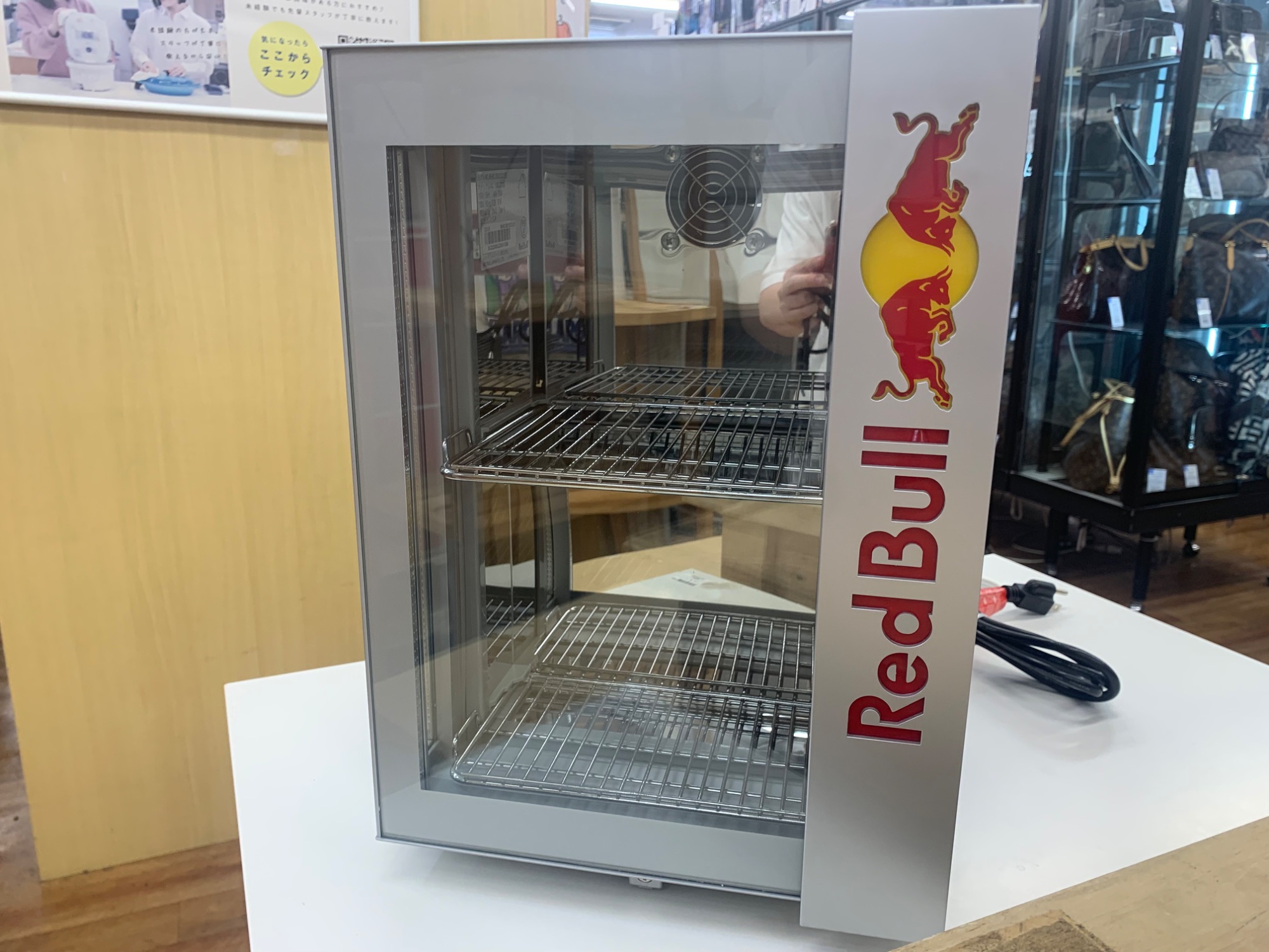 Red Bull(レッドブル) ミニ冷蔵庫 RB-BC 2020 ECO LEDを買取入荷