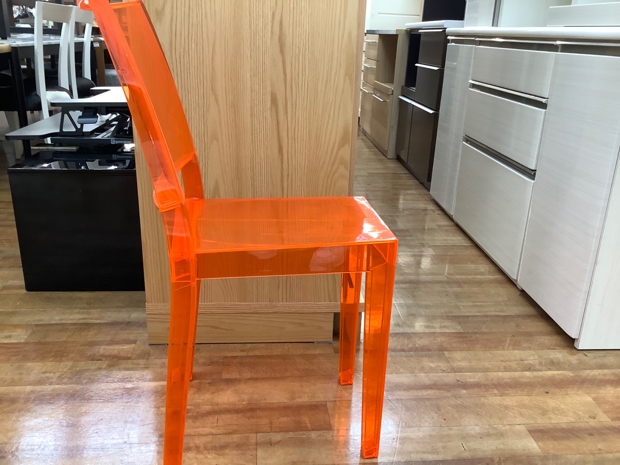 Kartell カルテル　希少　オレンジ　ラ・マリーチェア　ラマリー　送料込み 激安家具・インテリア - Kartell カルテル 希少 濃オレンジ ラ