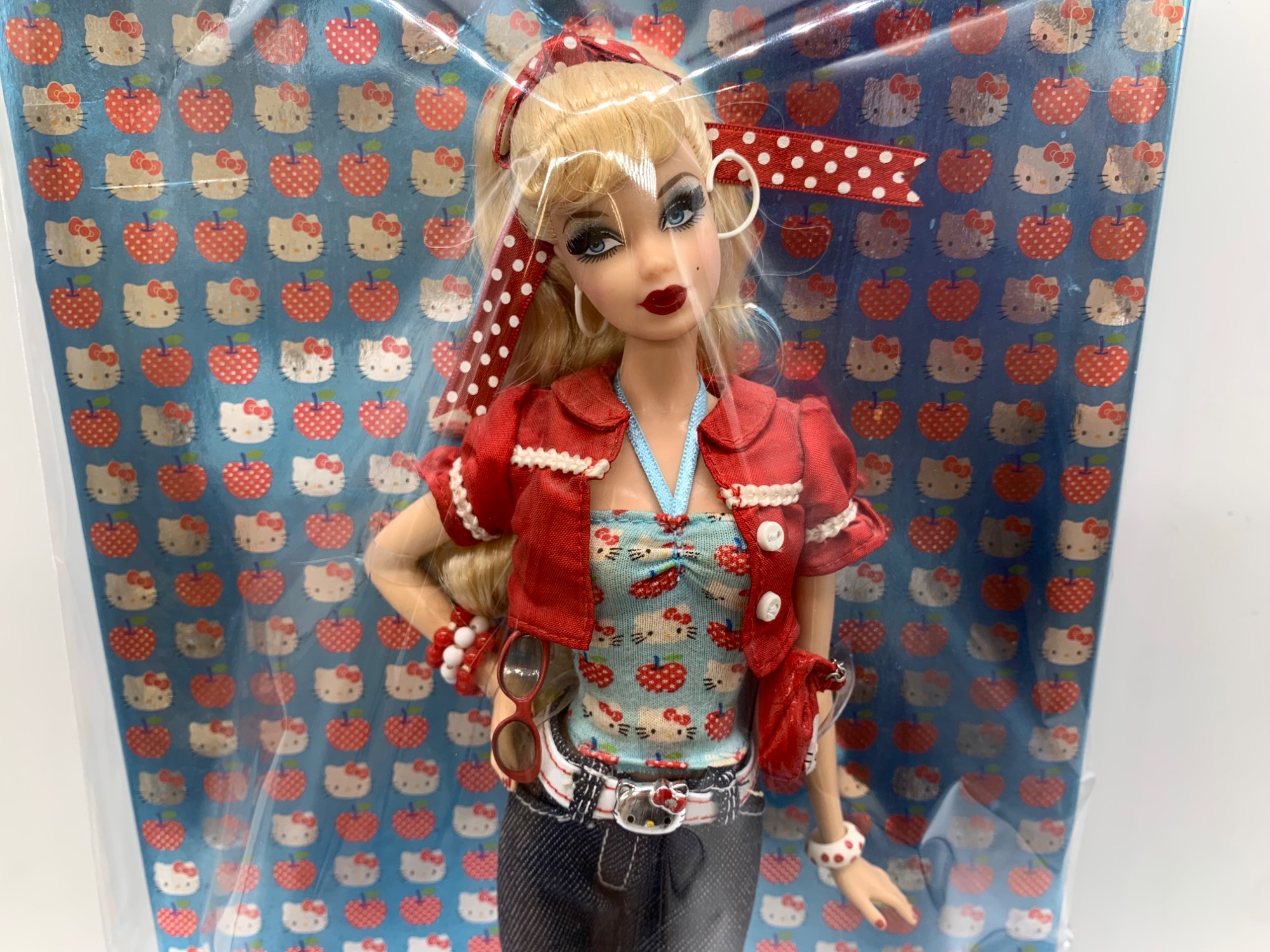 バービー キティコラボ人形 新品 限定バービー人形 サンリオ ハローキティ コラボ - メルカリ