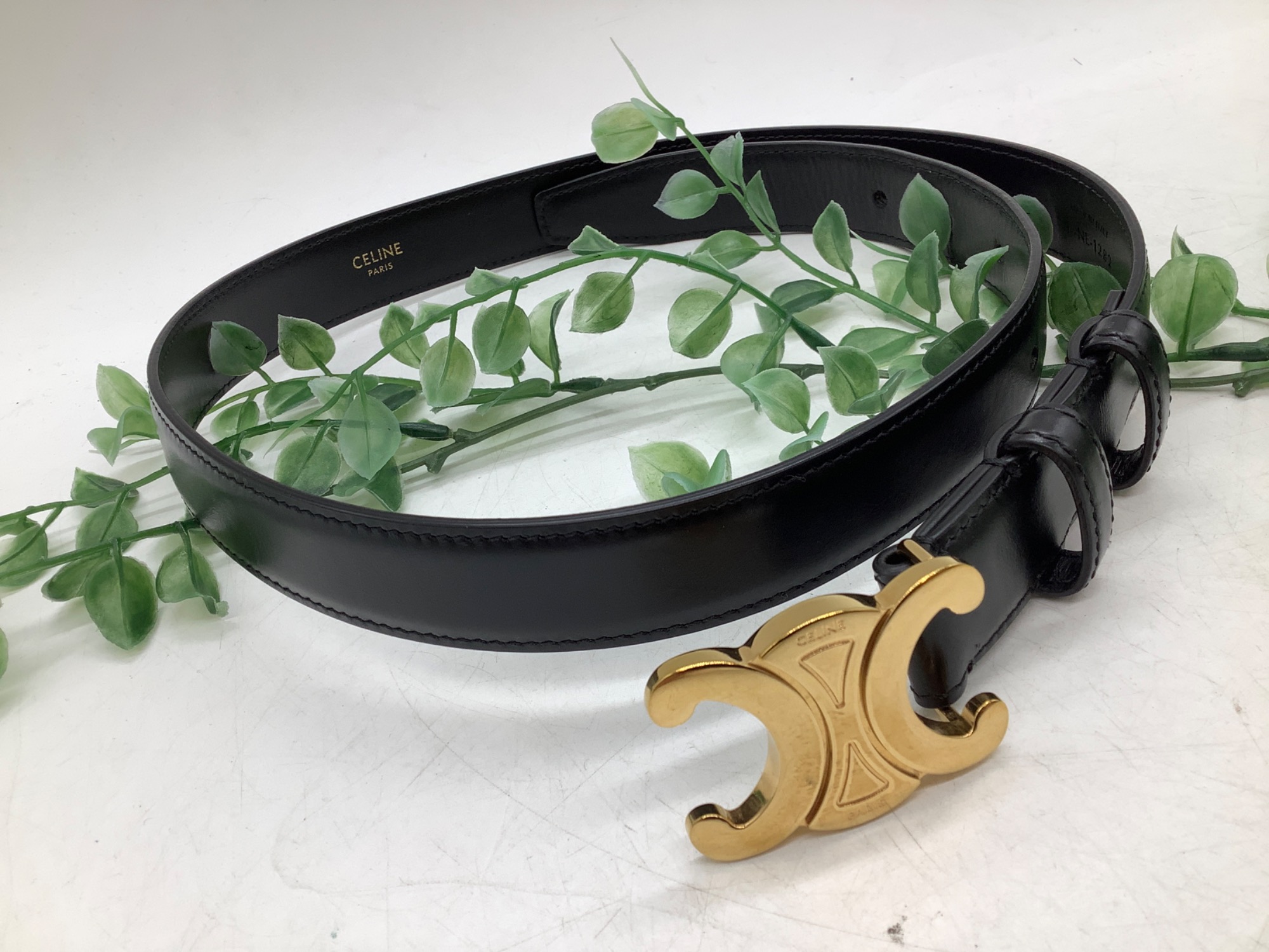 美品　CELINE ミディアム トリオンフ ベルト サイズ70 箱あり 鑑定済・本物】セリーヌ CELINE トリオンフ ミディアム ベルト