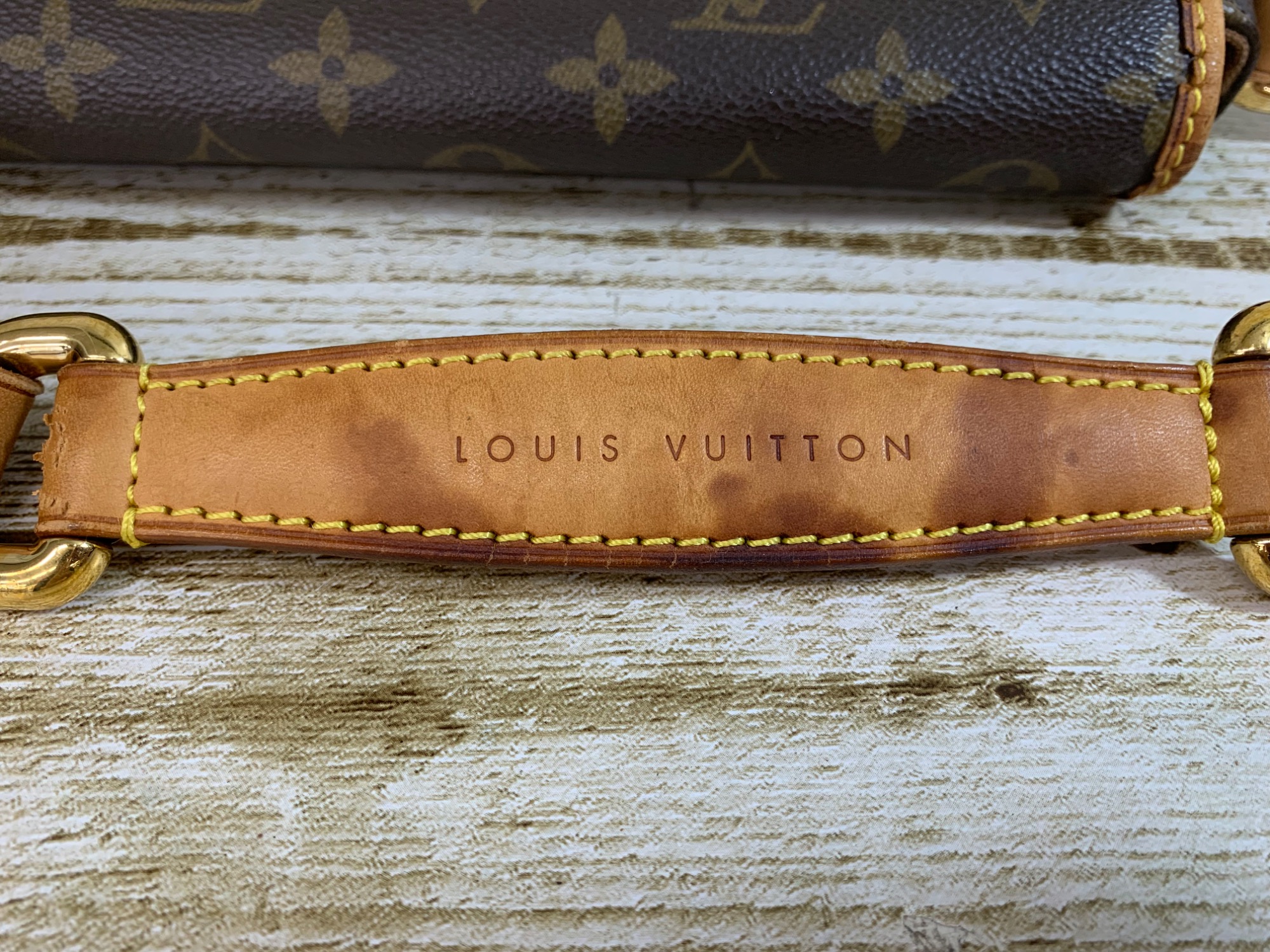 LOUIS VUITTON(ルイ・ヴィトン) ハンドバッグが入荷致しました