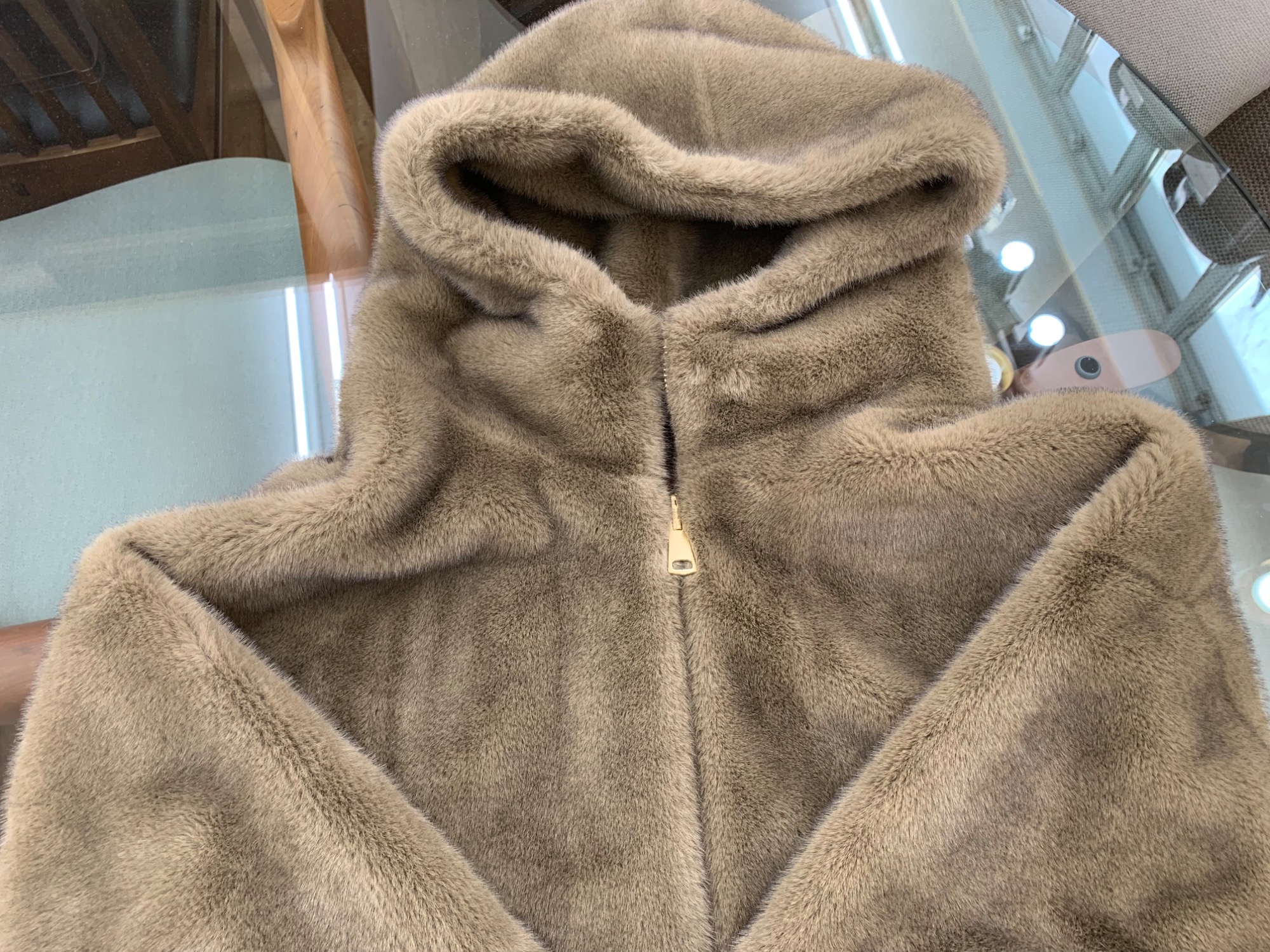 Deuxieme Classe（ドゥーズィエム クラス）ファーブルゾンをご紹介