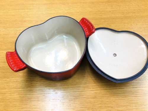 LE CREUSETの川崎野川雑貨