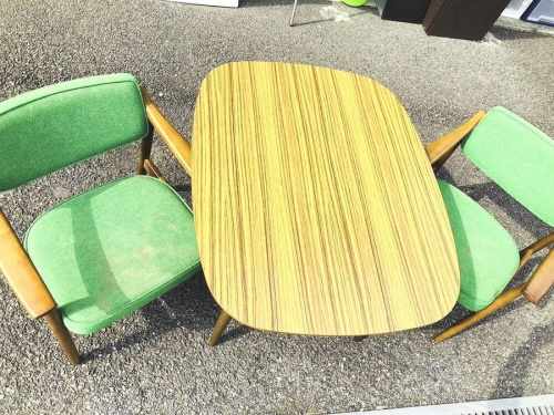家具のダイニングセット
