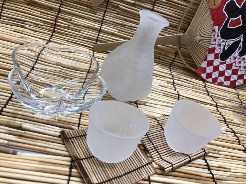 冷酒のグラス