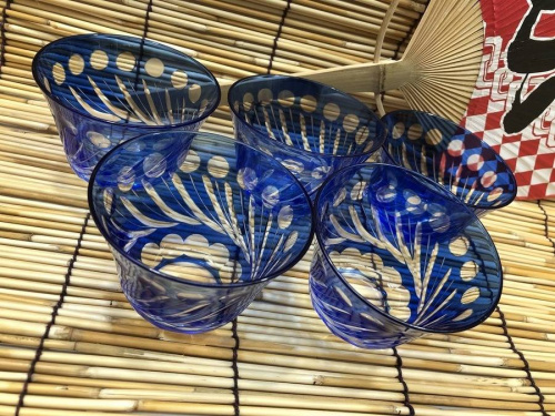 グラスのフラワーベース