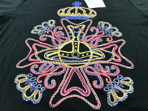 TシャツのVivienne Westwood