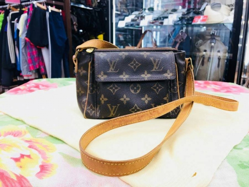 川崎　のヴィトン