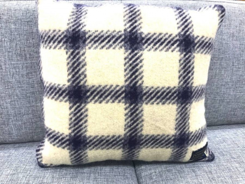 クッションのPENDLETON