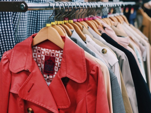 春物の春物衣類