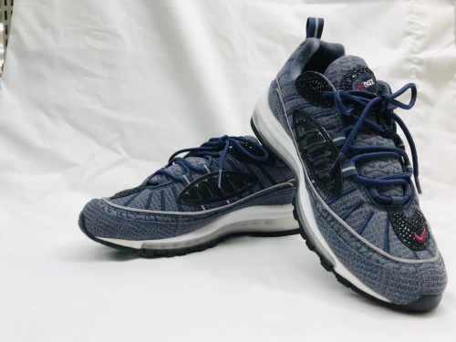 スニーカーのNIKE