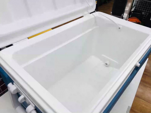 クーラーボックスのIGLOO