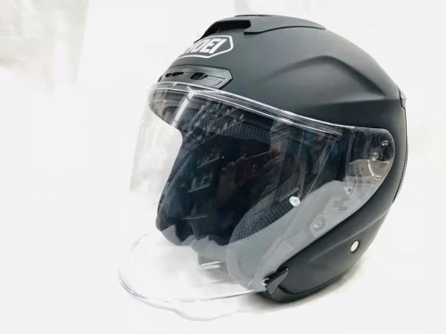 スポーツのバイク用ヘルメット