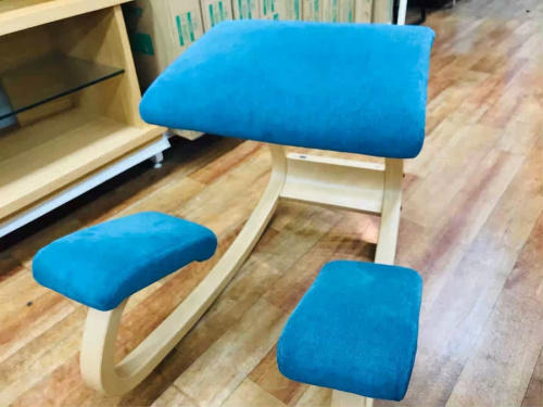 バランスチェアー・イスのSTOKKE