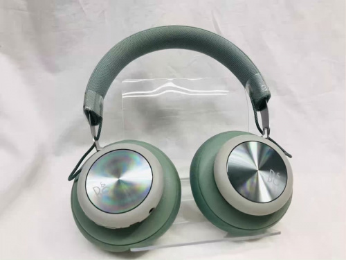 B&Oのヘッドホン