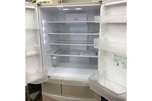 冷蔵庫の6ドア冷蔵庫