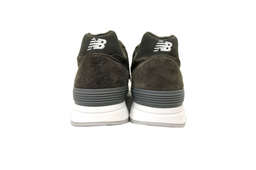 NEW BALANCEのランニングシューズ