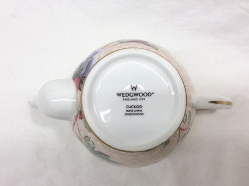 ティーポットのWEDGWOOD