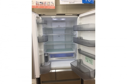 冷蔵庫の6ドア冷蔵庫