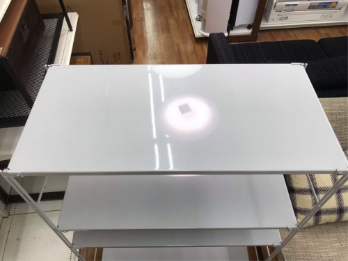 万能収納のユニットシェルフ